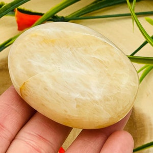 Yellow Aventurine Palm Stone Yellow Aventurine Crystal Stone Pocket Palm Stone Metaphysical Healing Chakra Stone Reiki Crystal image 1