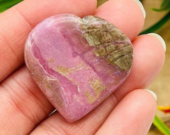 Rhodonite Heart | Rhodonite Crystal Heart | Stone Of Compassion | Cleansing & Balance | Metaphysical | Massage Stone