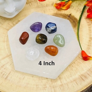 Selenite Charging Plate Station with 7 Assorted Chakra Tumbled Rock Stones & Velvet pouch, 4 Inch Selenite Crystal Holder for Cleansing