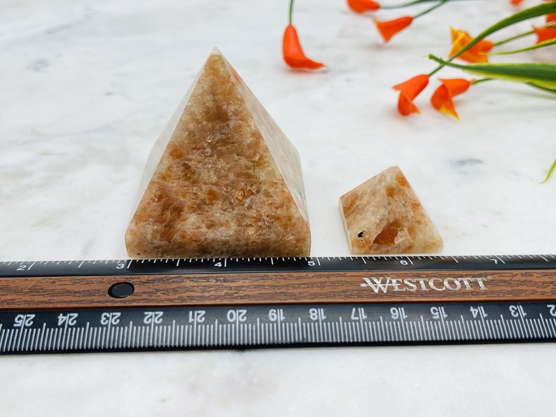 Pyramid Inch Stone Sunstone Crystal Pyramid, Healing Crystal Pyramid, 1 and 2 Inch - Etsy