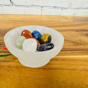 Selenite Crystal Bowl for Crystal Charging Includes 7 Chakra Tumbled Gemstones & Velvet Pouch 10 cm ( 4 inch )
