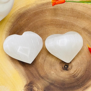 Selenite Crystal Puffy heart Palm Stone, 1&quot; Inch Polished Pocket rock for Healing and Cleansing
