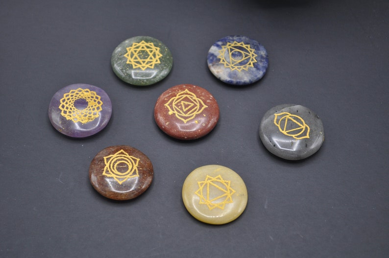 7 Chakra Palm Stone Set With Engraved Chakra Symbols, Polished Stones ...