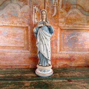 Statue of Virgin Mary Virgin sacred heart in porcelain biscuit