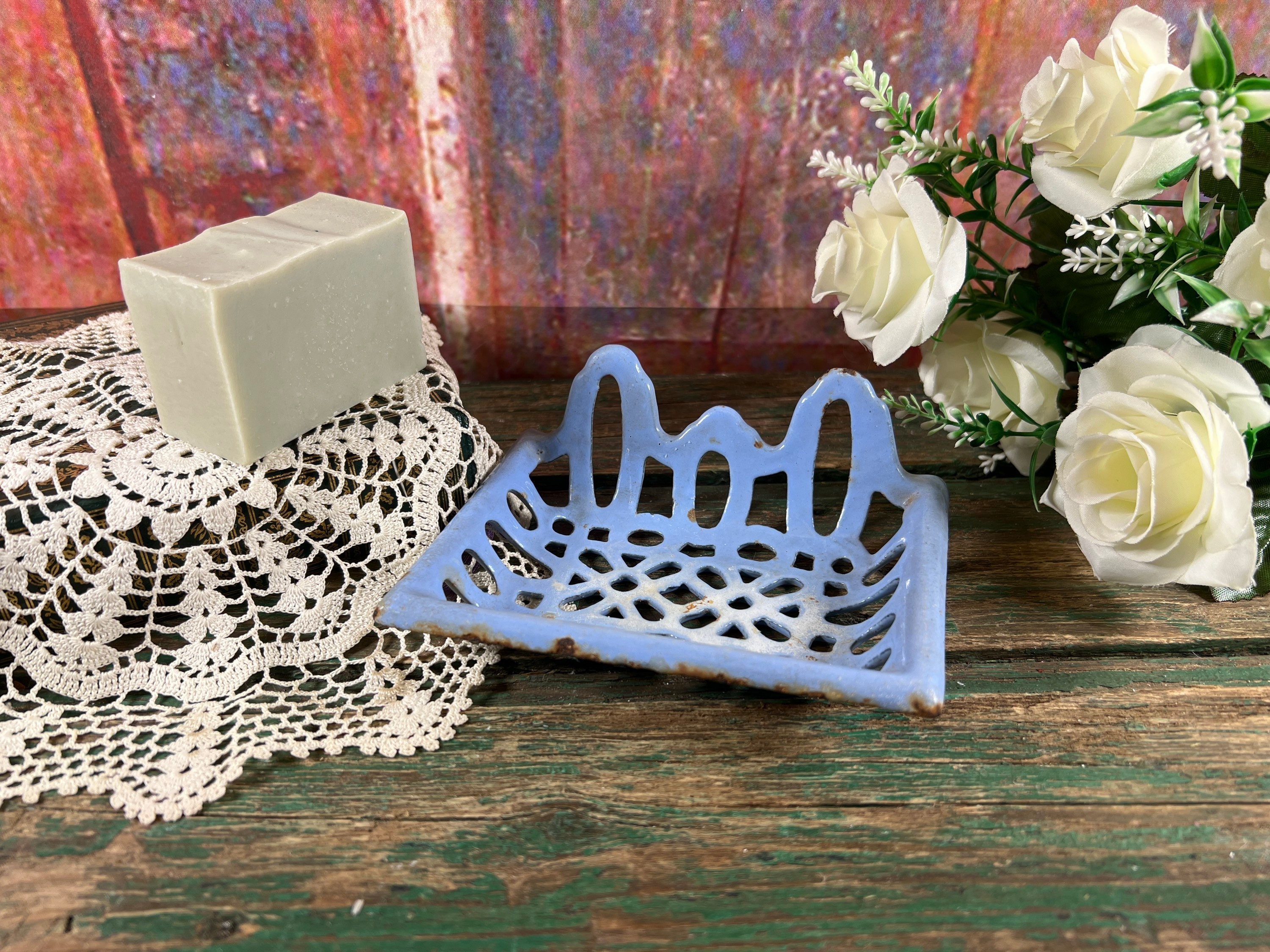 Ancien Porte Savon Émaillé Mauve