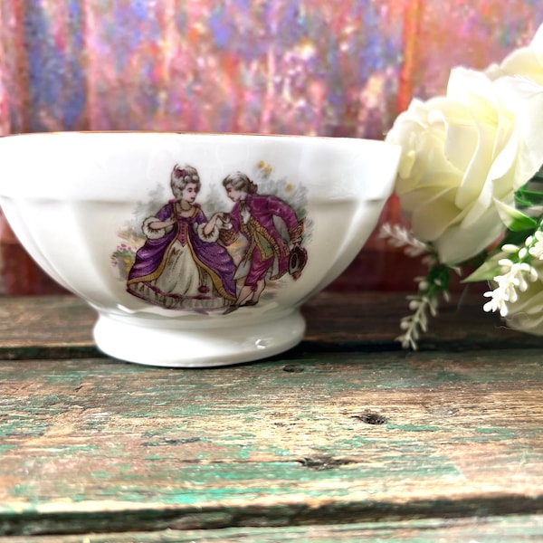 Bol blanc vintage Limoges avec personnage