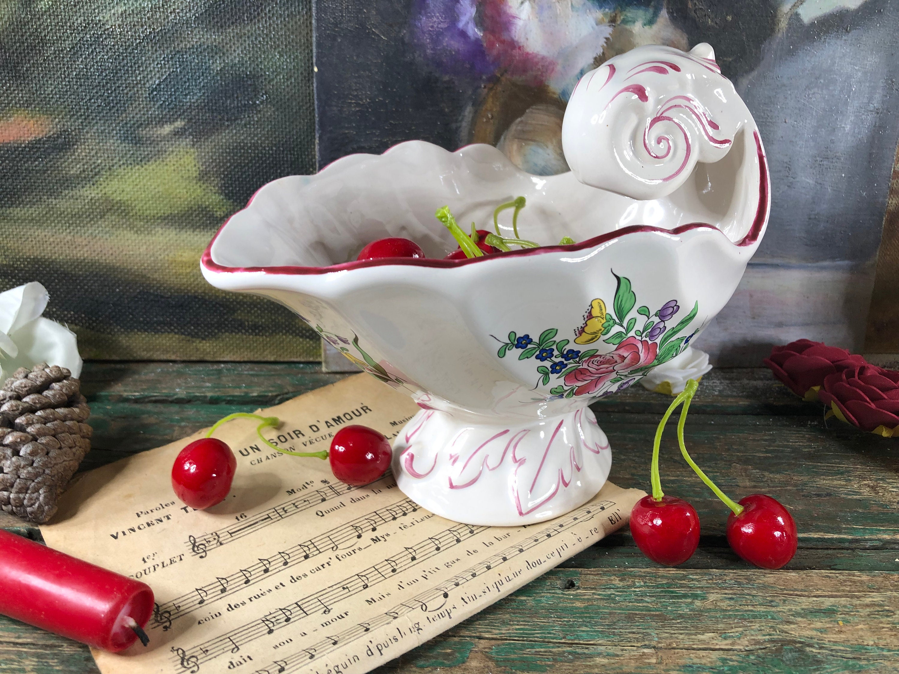 Coupe en Forme de Coquille ou Vide Poche à Décor Fleurs Kg Lunéville Modele Réverbère