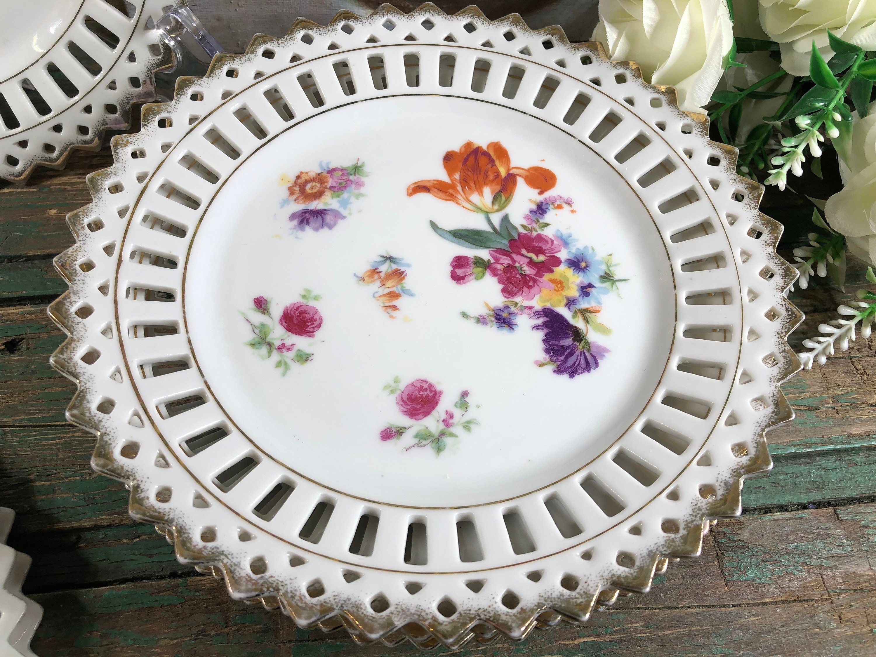 Set of 7 Charming Openwork Plates Representing Flowers - Etsy