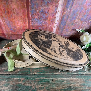 Caja de cartón victoriana antigua