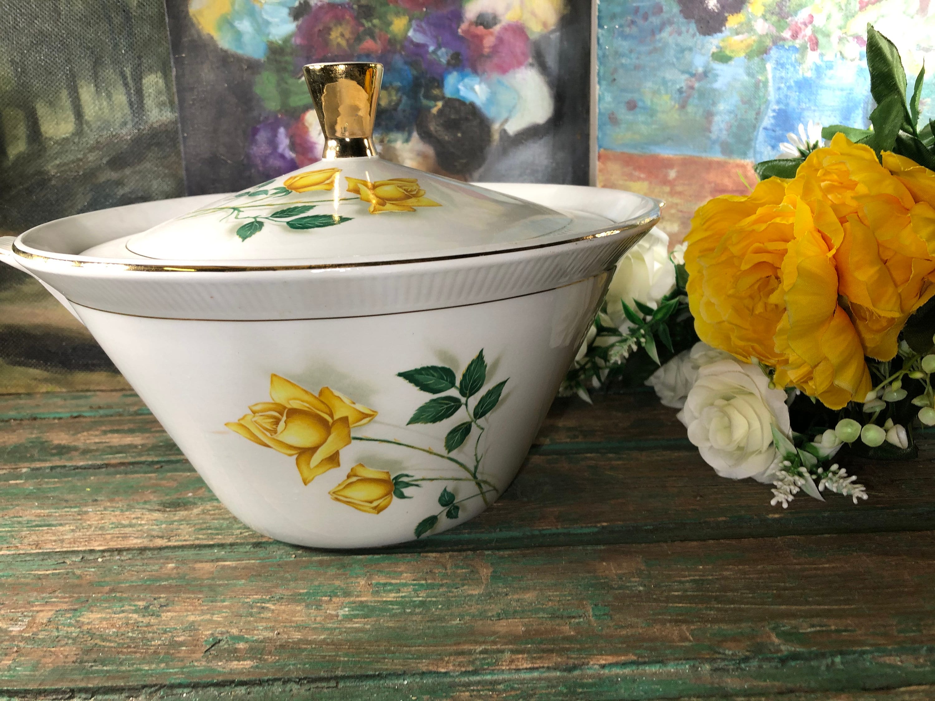 Soupière Blanches Rose Jaune Moulin Des Loups Orchies