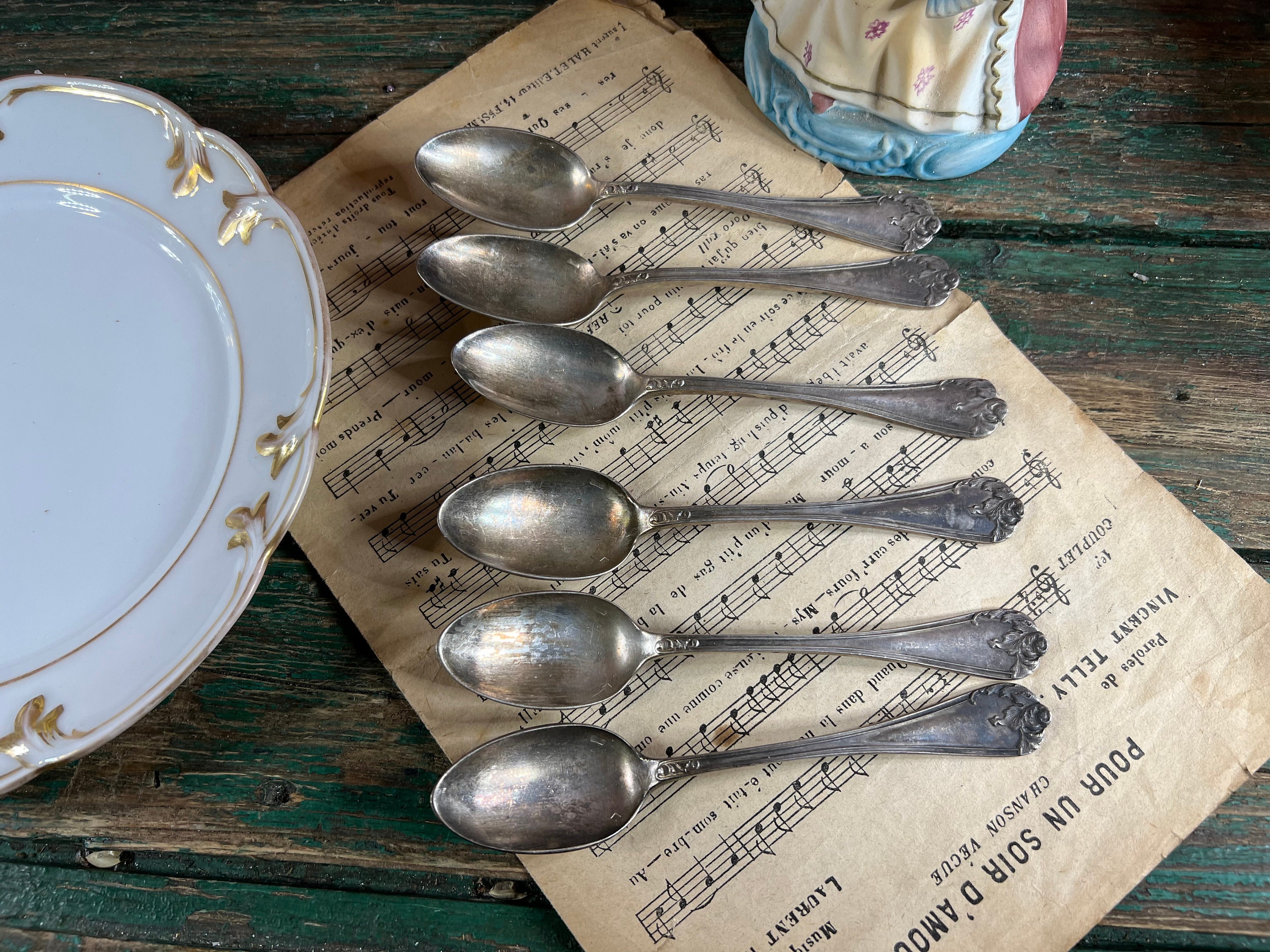 6 Cuillères à Dessert Métal Argenté