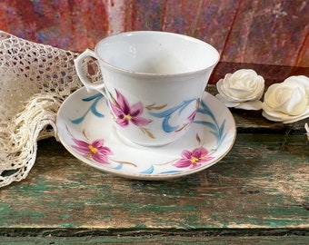 Vintage purple flowers white cup and its sub cup