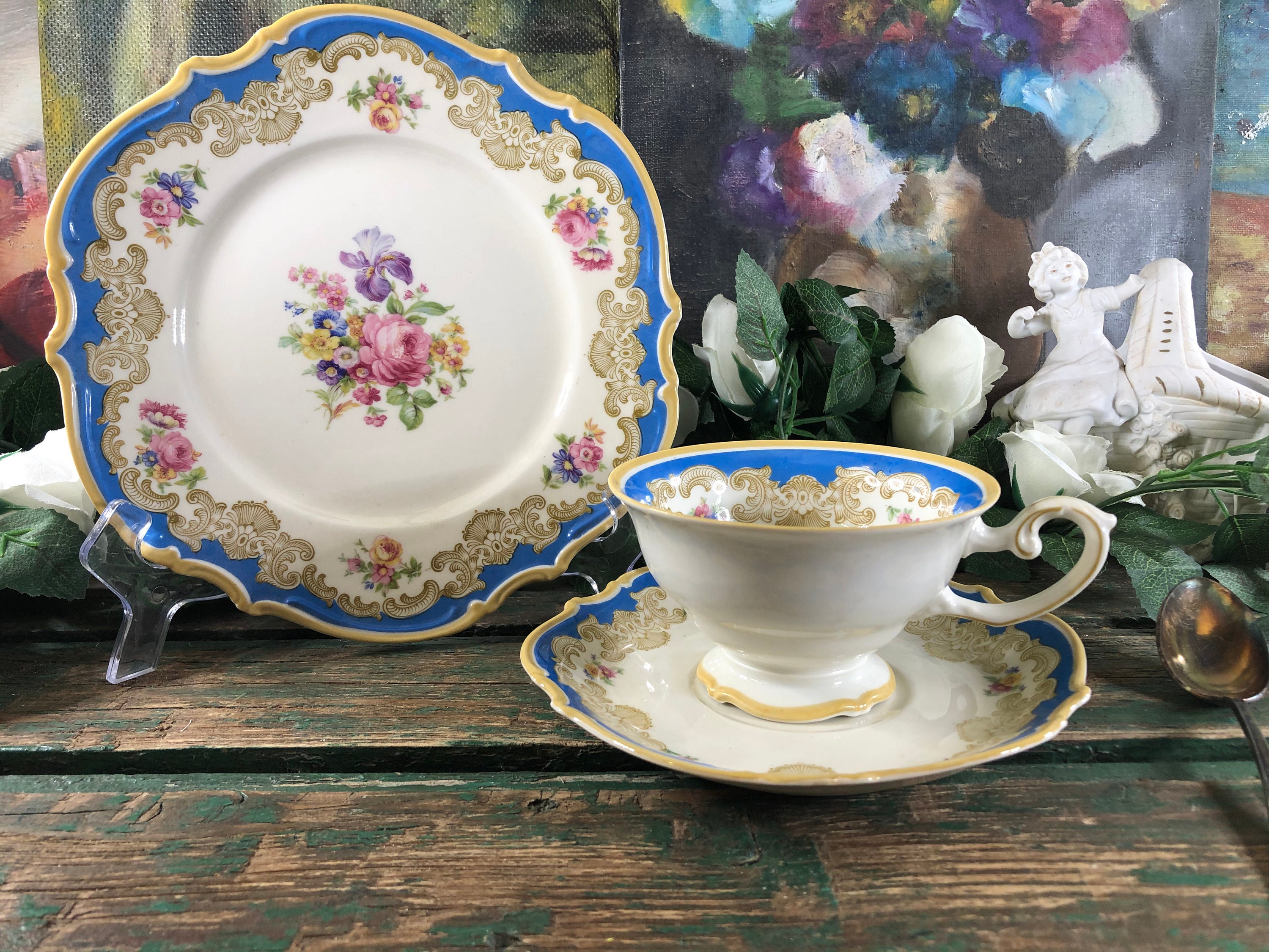 Ensemble Tasse à Thé et Café avec Son Assiette Decor Fleuri Bleu Porcelaine Allemande Paul Muller