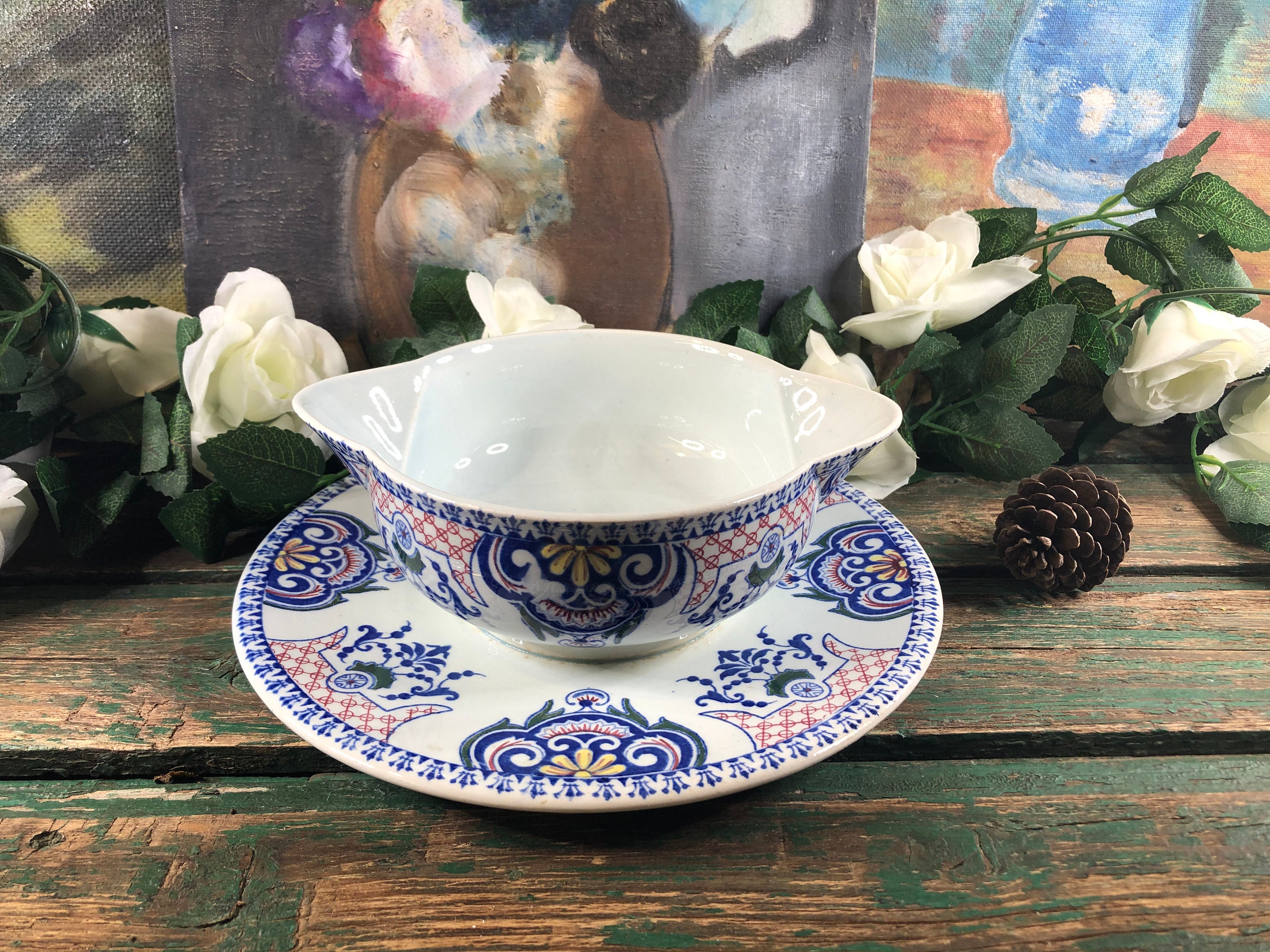 Saucière Gien Modele Royal de Forme Ronde avec Son Assiette Couleur Bleue et Blanche