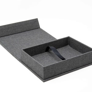 Charcoal | Linen Photo Box | Photographer Box | 4 x 6 | 5 x 7