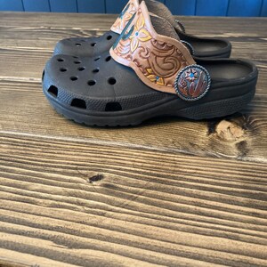 crocs with leather straps