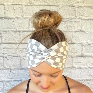 Gray Checkered Headband, Wide headband, gray and white headband, retro accessory, nurse headband, yoga headband, boho headband