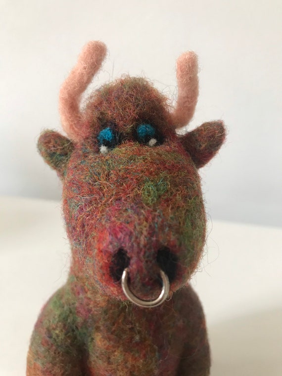 Needle Felted Bull Doing Yoga With Red Wellies, Felted Bull, Handmade Bull,  Gift for Bull Lovers, Yoga Gifts, Birthday Gifts, Wicca Gift. -  Canada