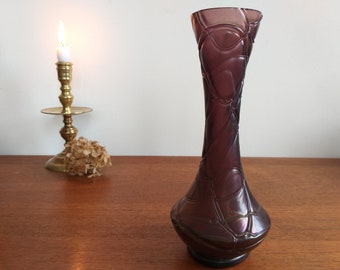 Palme Konig | Bohemian Vase |  threads swirl on red purple iridescent glass, approx late 19th C/early 20th C, attributed to Palme-König