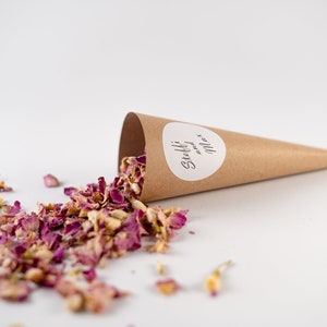 Coriandoli fiore Rosa Avorio + Coni in carta kraft + adesivo personalizzato / coriandoli matrimonio / festa