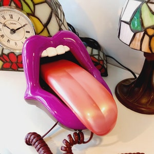 Téléphone Pop Art Lips - Téléphone rouge style Rolling Stones, décoration rétro de l&#39;ère spatiale, téléphone fixe funky des années 80, idée cadeau unique