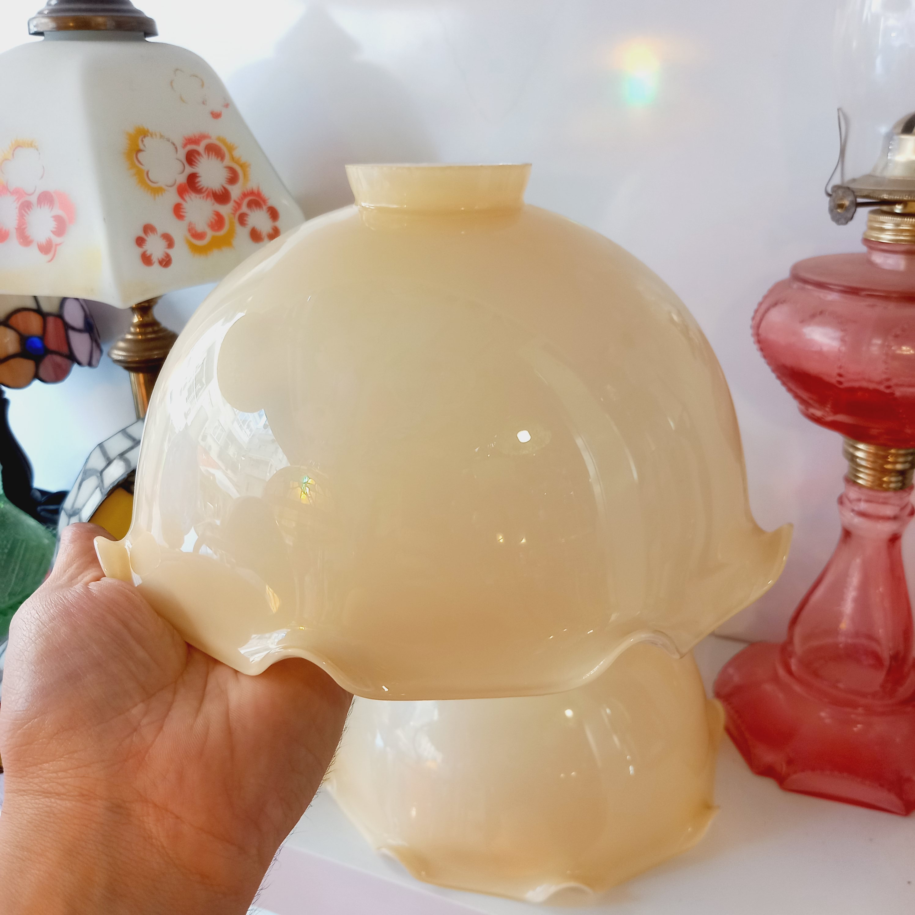 クラシックオイルランプ 白いミルクガラス 吹きガラス 【公式通販】