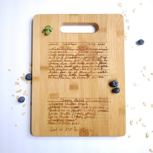 Custom Medium Cutting Board with Family Recipe - Grandmother's Recipe - Sentimental Gift - Gift for Mom - Christmas Gift - Mother's Day Gift