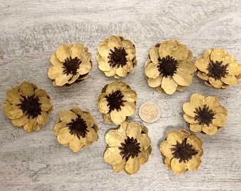 Hand painted pine cone flowers, Dried Decorative pine cone flowers, Unique pine cone flowers for art, floral supplies, painted decor
