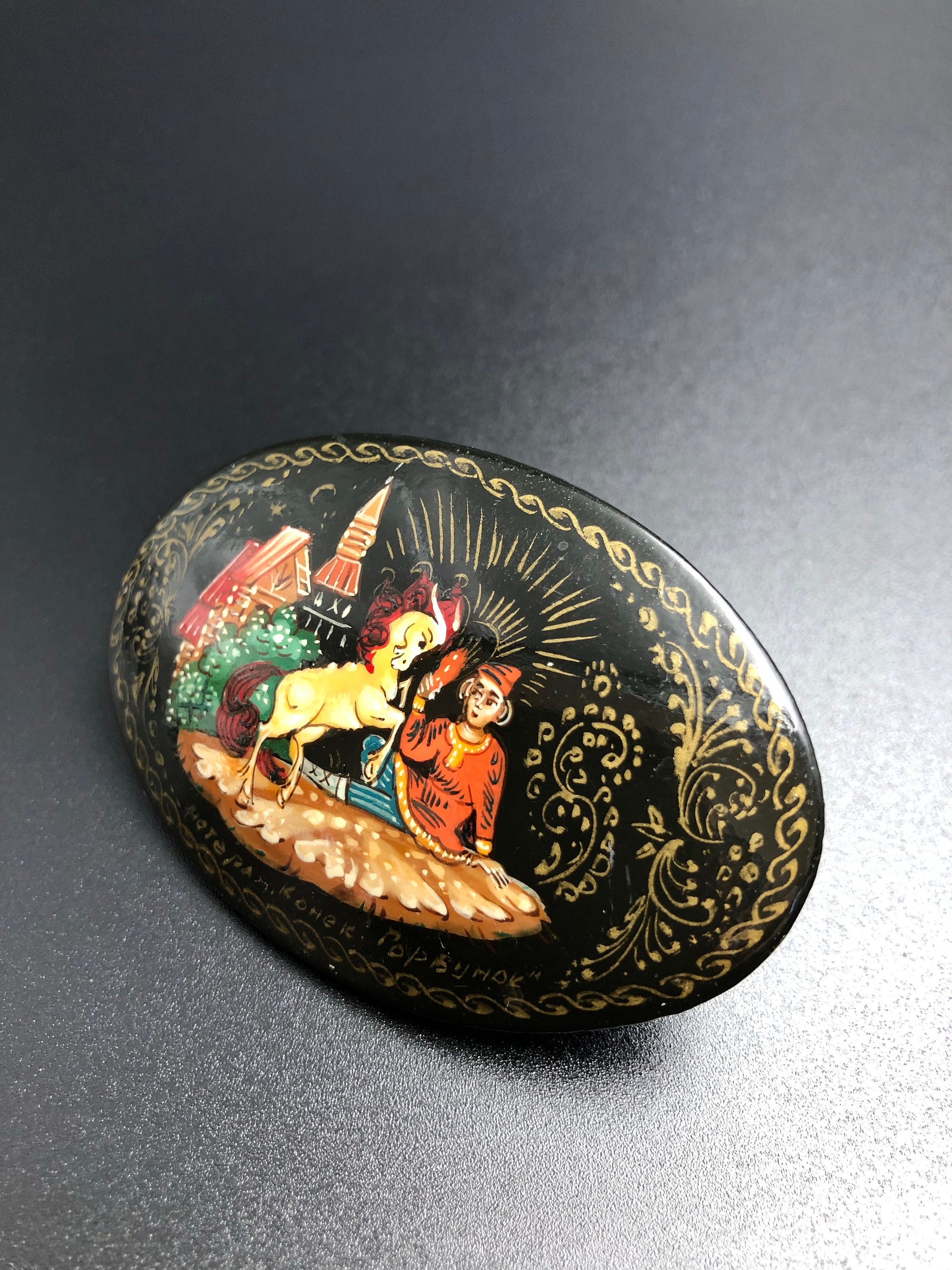 Russian Hand painted brooch/pin Etsy.de