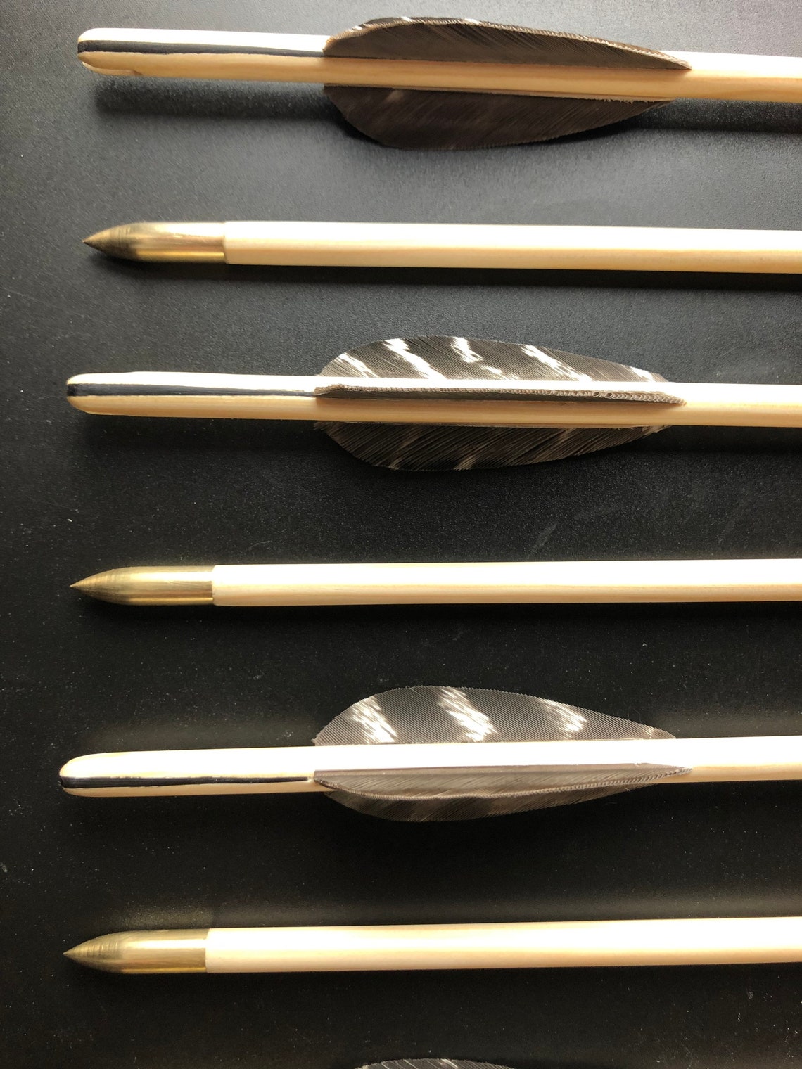 Set of 12 traditional target archery arrows with horn inserts Etsy