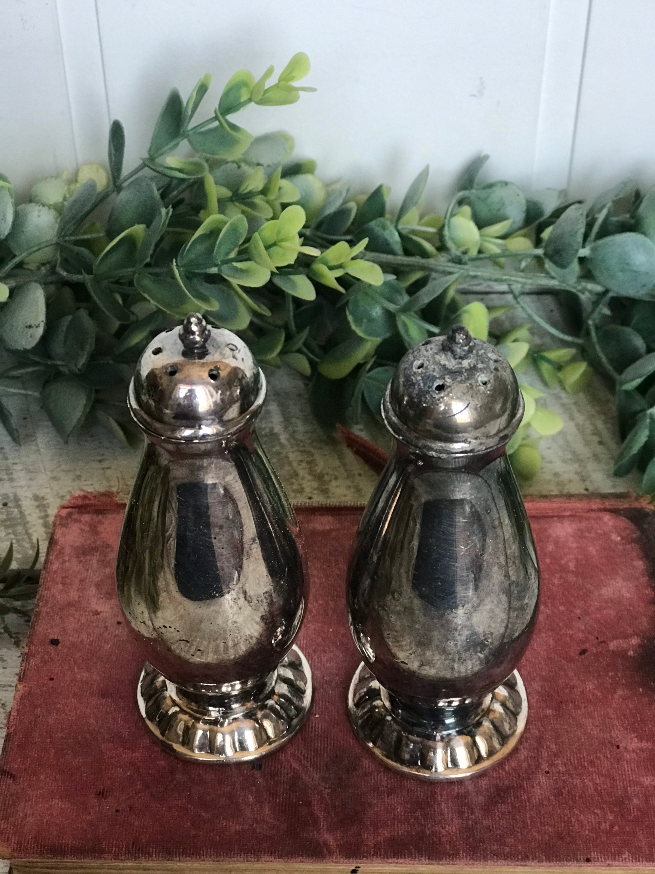 Silver Plated Salt & Pepper Shakers Vintage Kitchenware Etsy