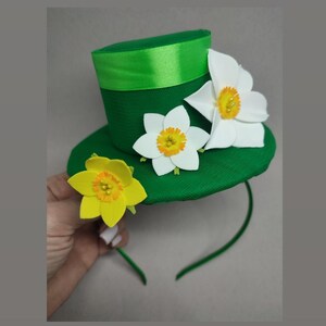 Daffodil Headband Hat Spring Wedding Crown Floral Headpiece Yellow and White Daffodil Daffodil Cluster headpiece Narcissus Hair Band Hat