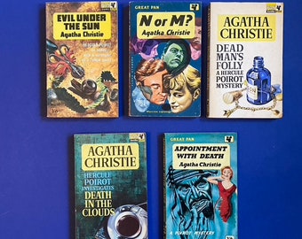 Erstaunliche seltene frühe Agatha Christie Collection 5 illustrierte Cover Pan Books 1951 - 1967 Vintage Kunstwerk Recycled Literary Gift