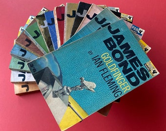 James Bond Bücher - Ian Fleming Pan Books 1960 - 1970 Vintage Geheimagent 007 Original - Recycled literarisches Geschenk