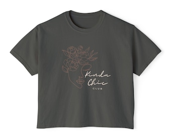 Kinda Chic Line Art Women’s Boxy Tee