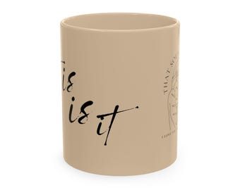 Mutterschafts-Keramikbecher mit Linienkunstmotiv | Zitat „Das klingt gut“, 325 ml (Sand)