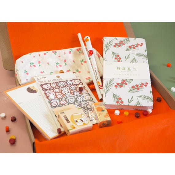 Stationery Gift Box: Hand-Picked Planner, Stickers & Floral Pencil Case