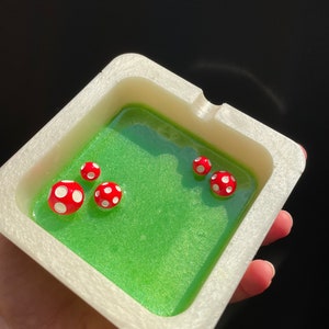 Polyresin Mushroom Ashtray - 5x6.25