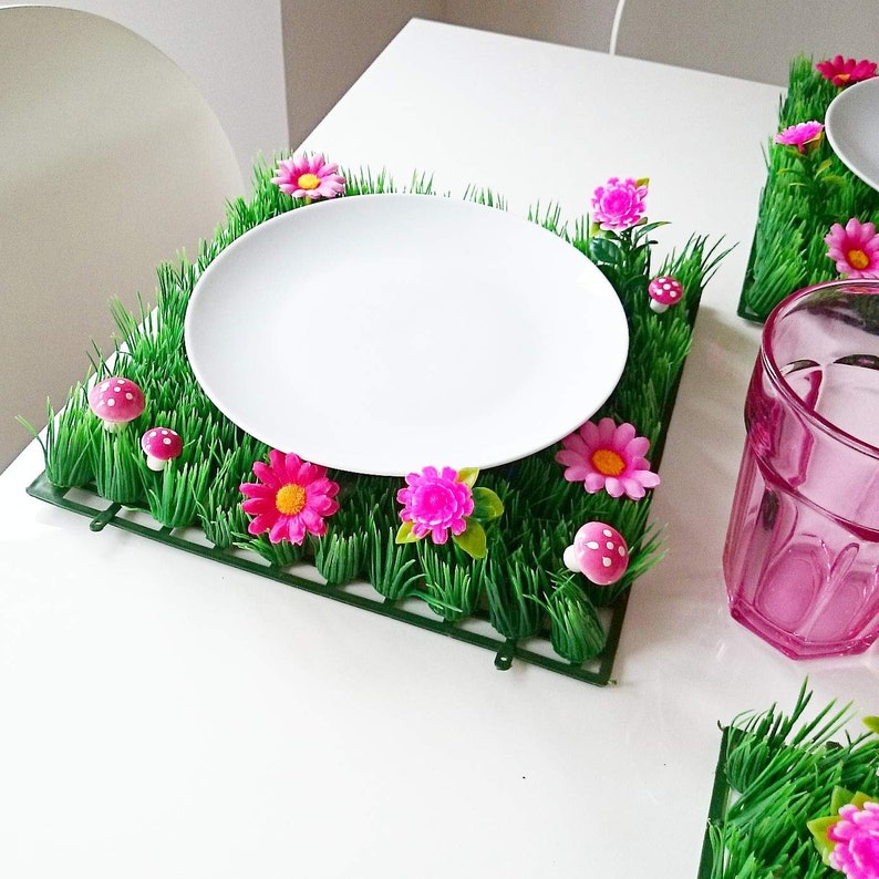 Artificial Grass Place Mat Set of 4 Table Mats With Flowers Etsy