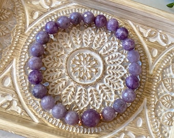 Faceted Lepidolite Wrist Mala Gemstone Beaded Bracelet. Useful in the reduction of stress and depression.