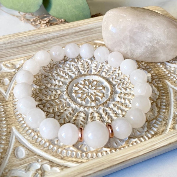 White Jade Bracelet, Healing Bracelet, Calming and peaceful bracelet, Women bracelet, Mala bracelet, Beaded Bracelet