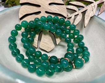 Green Onyx Healing Mala Gemstone Bead Women Bracelet. 8mm Stretch Crystal Bracelet. Yoga & Boho Bracelet.
