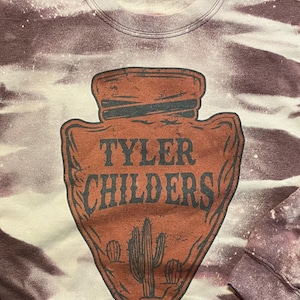Tyler Childers shirt- Tyler Childers bleached t-shirt - bleached Tyler Childers shirt- Tyler Childers tee Bleached Maroon
