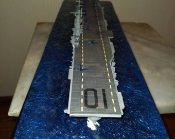 USS Yorktown (CV-10) carrier  with diorama