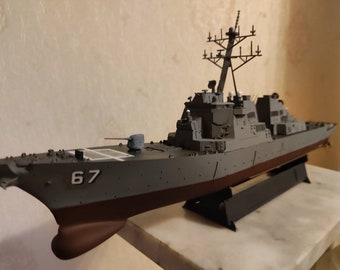 USS Arleigh Burke-class destroyer ship