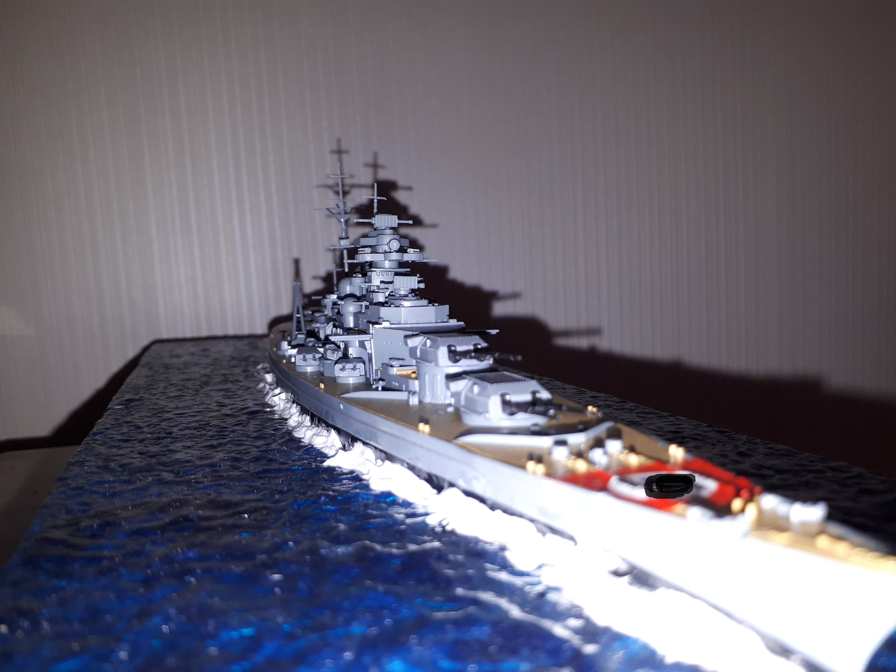 Modellino Nave Neptun T1061, Cacciatorpediniere Tedesco Z32 Mimetica 1943, Scala 1/1250