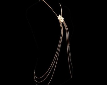 Pearl Flower Body Chain - Body Jewellery - Pearl Necklace - Necklace - Festival Outfit - Body Chain - Gold Body Chain - Pendant Body Chain