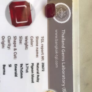 Natural ruby Burmese