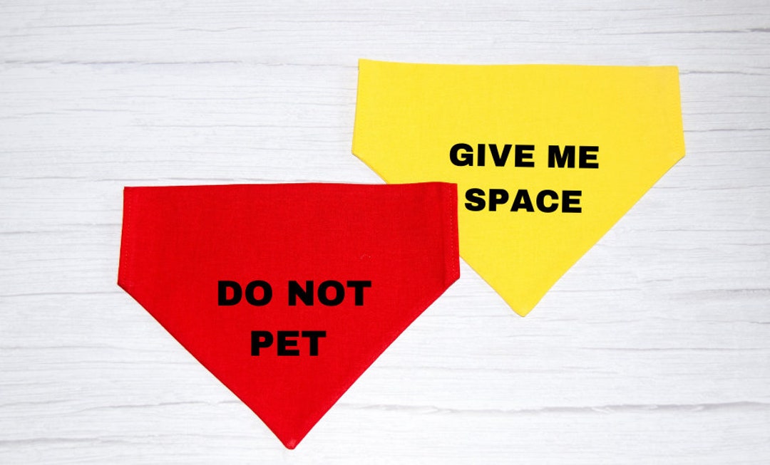 NERVOUS DOG BANDANA Reactive Dog Bandana Anxious Dog Bandana Etsy