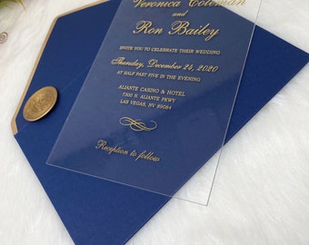 Elegant Clear Acrylic Wedding Invitation with Navy Envelopes, Wrapped in Vellum Paper with a Vintage Gold Wax seal, Wedding Invitations